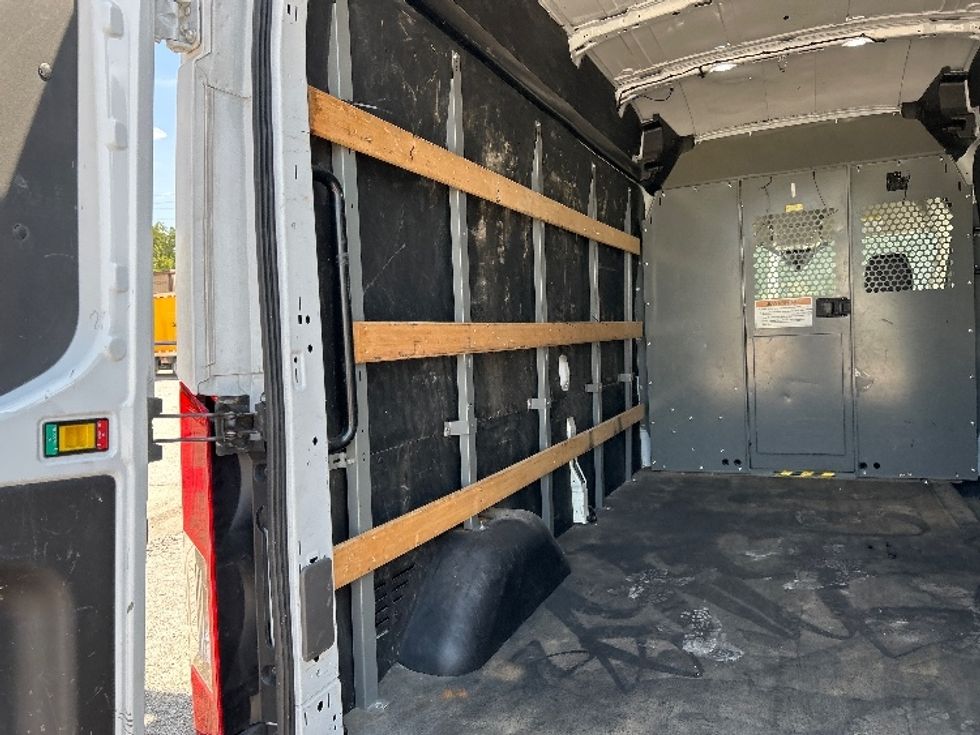 Cargo Van (Panel Van)-Light and Medium Duty Trucks-Ford-2021-Transit 250-Poplar Bluff-MO-72,415\n\t\tmiles-$ 33,500 - Image 10