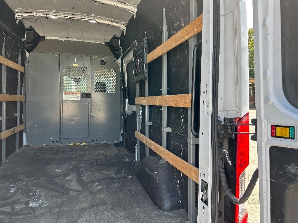 Cargo Van (Panel Van)-Light and Medium Duty Trucks-Ford-2021-Transit 250-Poplar Bluff-MO-72,415\n\t\tmiles-$ 33,500 - Image 11
