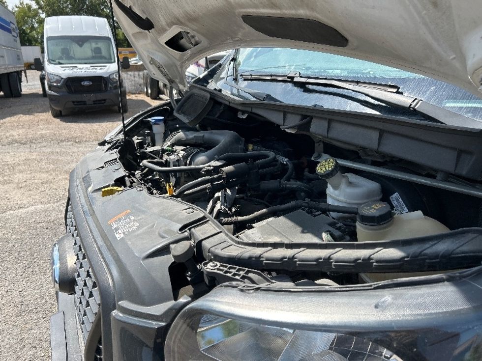2021 Ford Transit photo 17