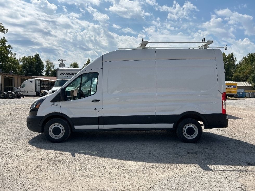 2021 Ford Transit photo 3