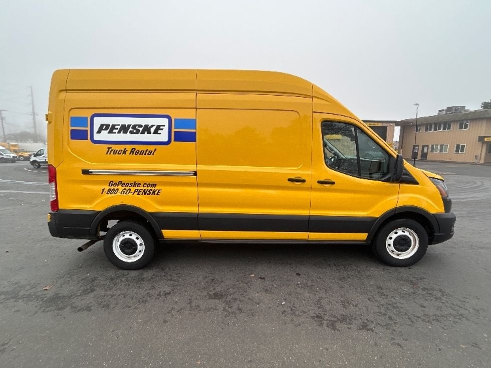 Cargo Van (Panel Van)-Light and Medium Duty Trucks-Ford-2021-Transit 250-Portland-OR-131,805\n\t\tmiles-$ 30,000 - Image 14