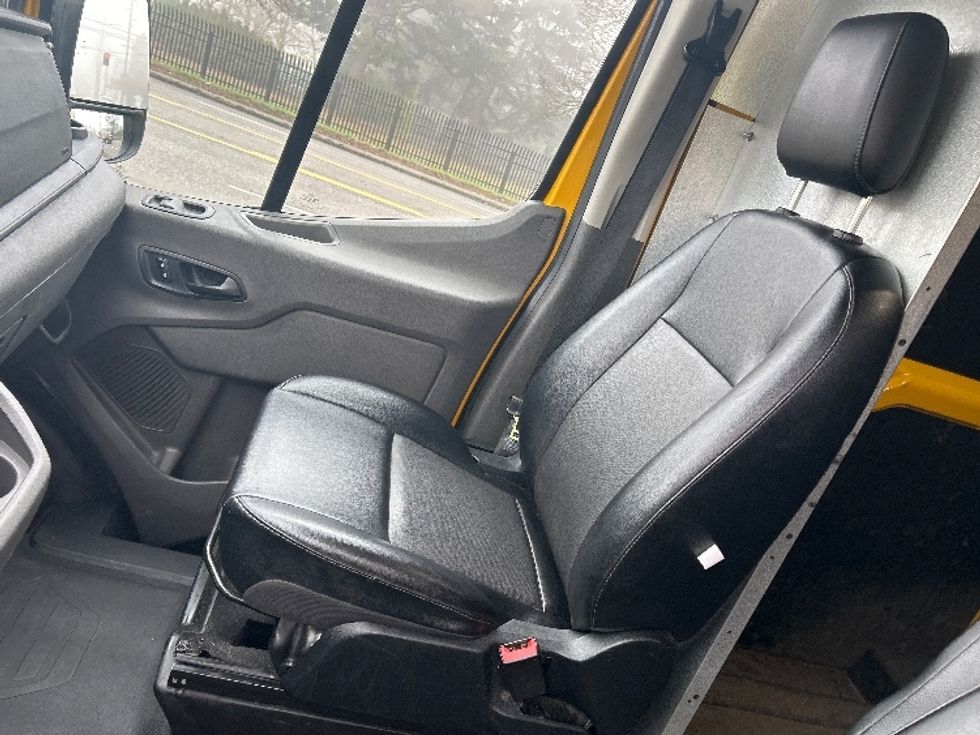 Cargo Van (Panel Van)-Light and Medium Duty Trucks-Ford-2021-Transit 250-Portland-OR-131,805\n\t\tmiles-$ 30,000 - Image 18