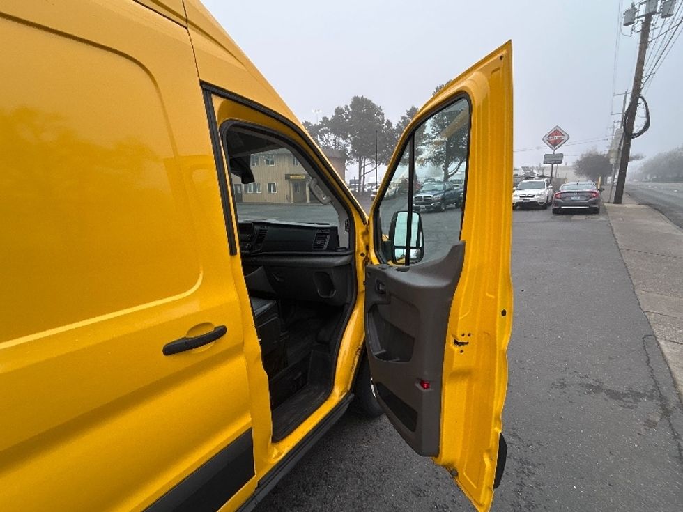 Cargo Van (Panel Van)-Light and Medium Duty Trucks-Ford-2021-Transit 250-Portland-OR-131,805\n\t\tmiles-$ 30,000 - Image 19