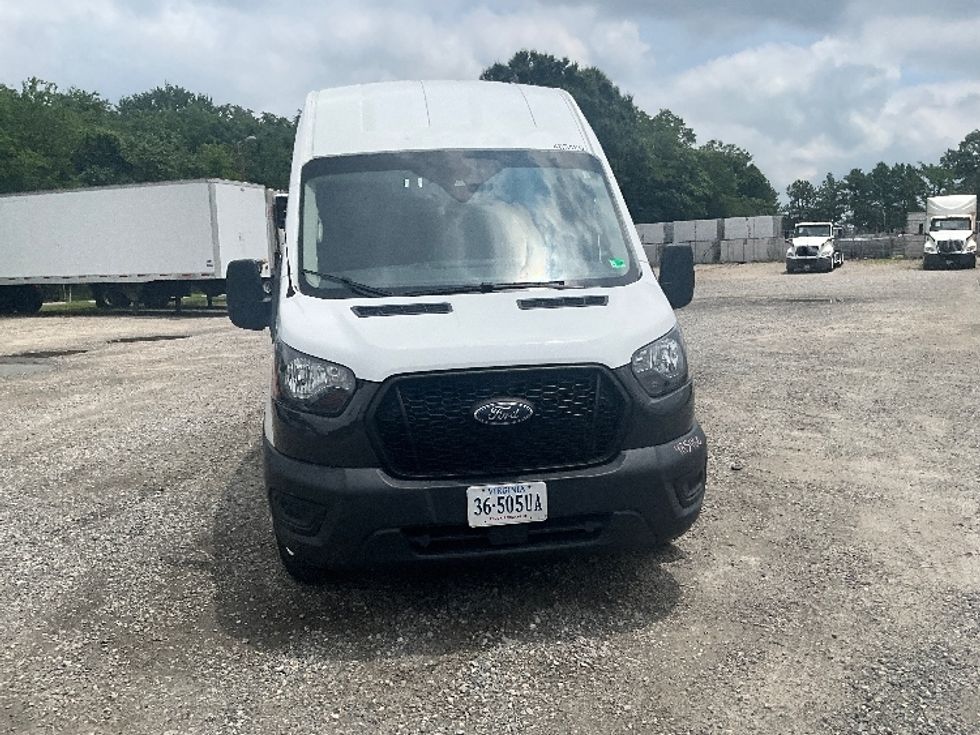 Cargo Van (Panel Van)-Light and Medium Duty Trucks-Ford-2021-Transit 250-Prince George-VA-62,624\n\t\tmiles-$ 37,250 - Image 2
