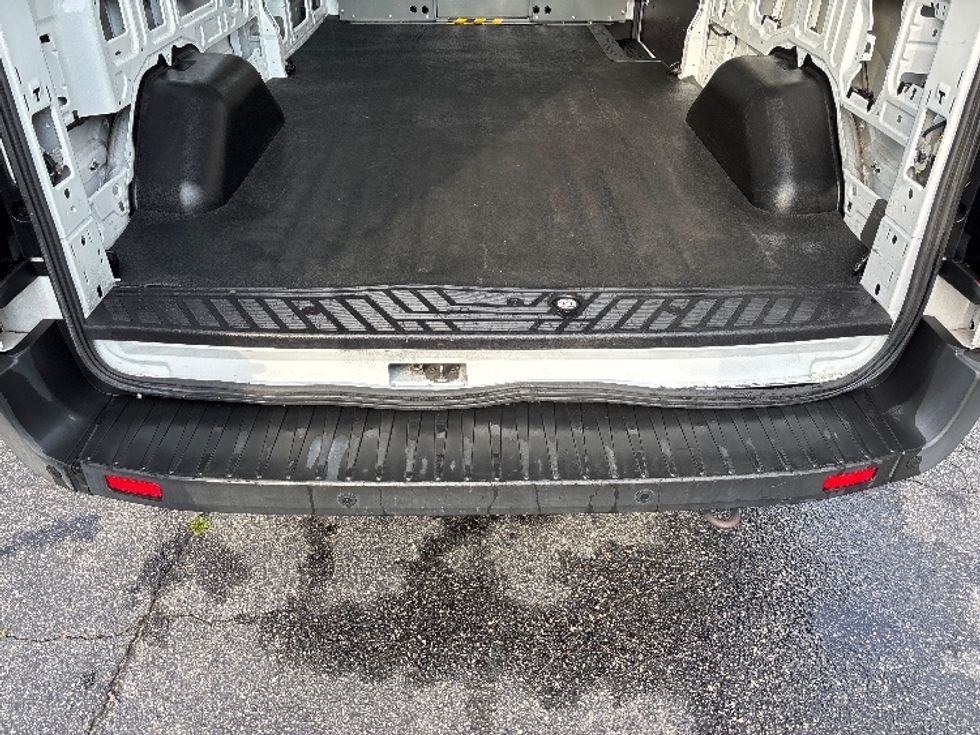 Cargo Van (Panel Van)-Light and Medium Duty Trucks-Ford-2021-Transit 250-Prince George-VA-65,369\n\t\tmiles-$ 43,000 - Image 10