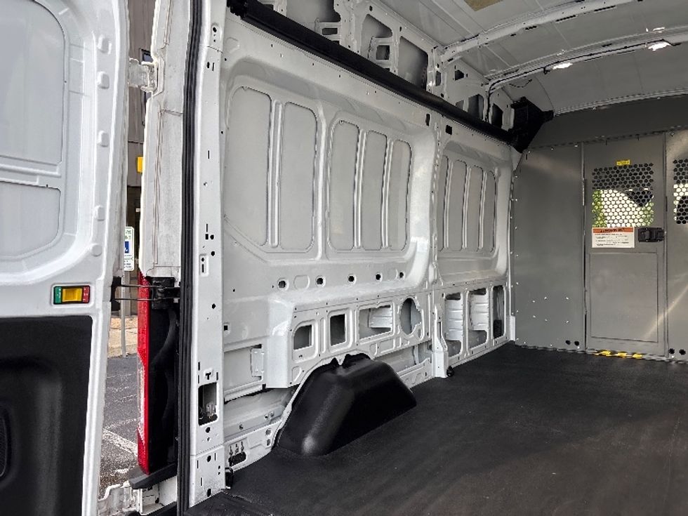 Cargo Van (Panel Van)-Light and Medium Duty Trucks-Ford-2021-Transit 250-Prince George-VA-65,369\n\t\tmiles-$ 43,000 - Image 11