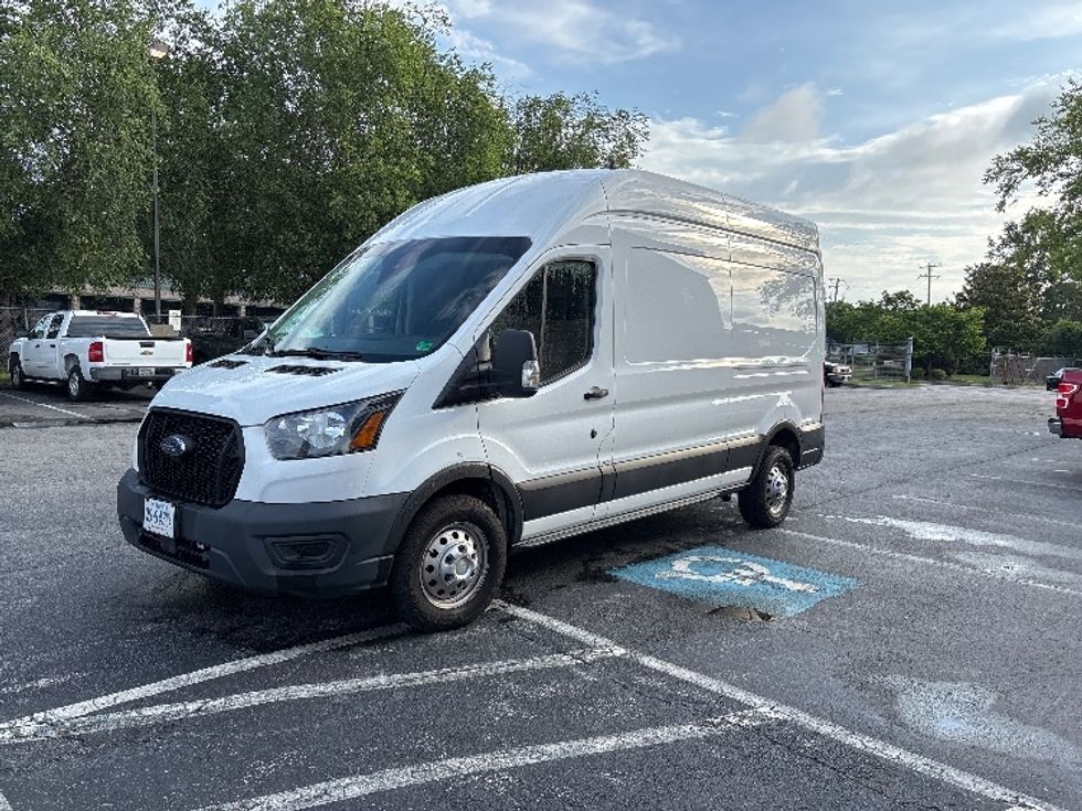 Cargo Van (Panel Van)-Light and Medium Duty Trucks-Ford-2021-Transit 250-Prince George-VA-65,369\n\t\tmiles-$ 43,000 - Image 3