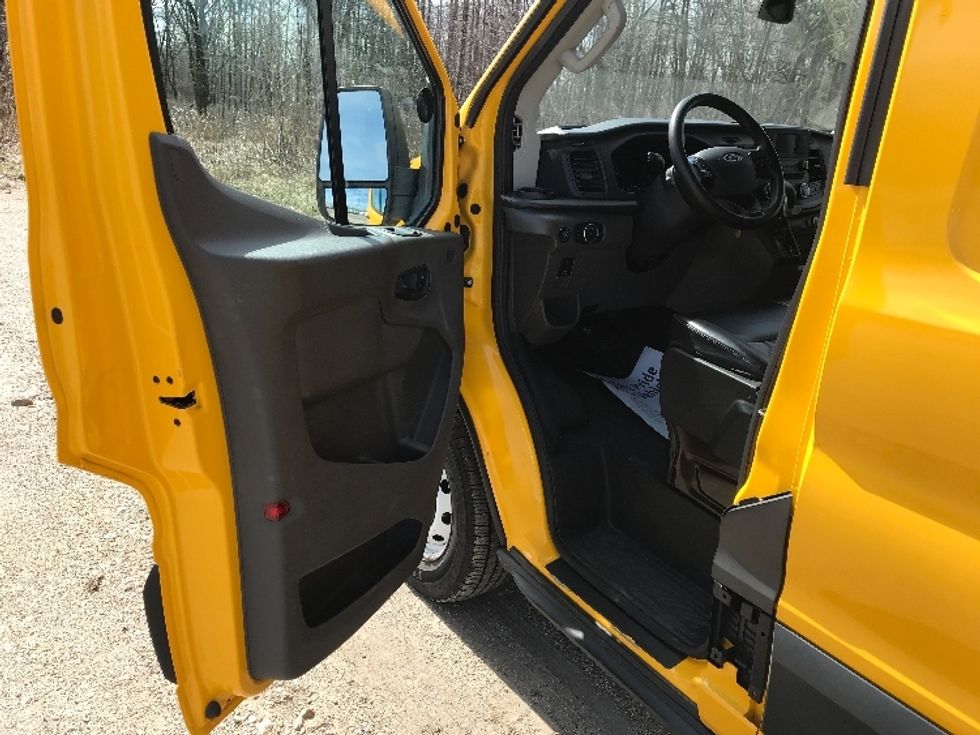 Cargo Van (Panel Van)-Light and Medium Duty Trucks-Ford-2021-Transit 250-Reading-PA-84,132\n\t\tmiles-$ 30,750 - Image 14