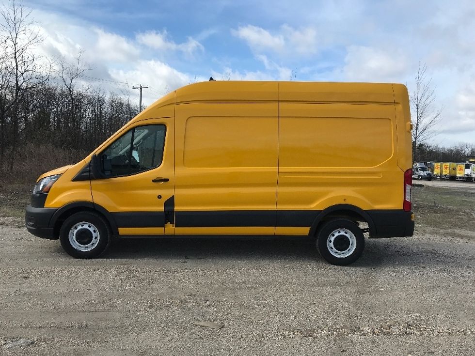 Cargo Van (Panel Van)-Light and Medium Duty Trucks-Ford-2021-Transit 250-Reading-PA-84,132\n\t\tmiles-$ 30,750 - Image 4