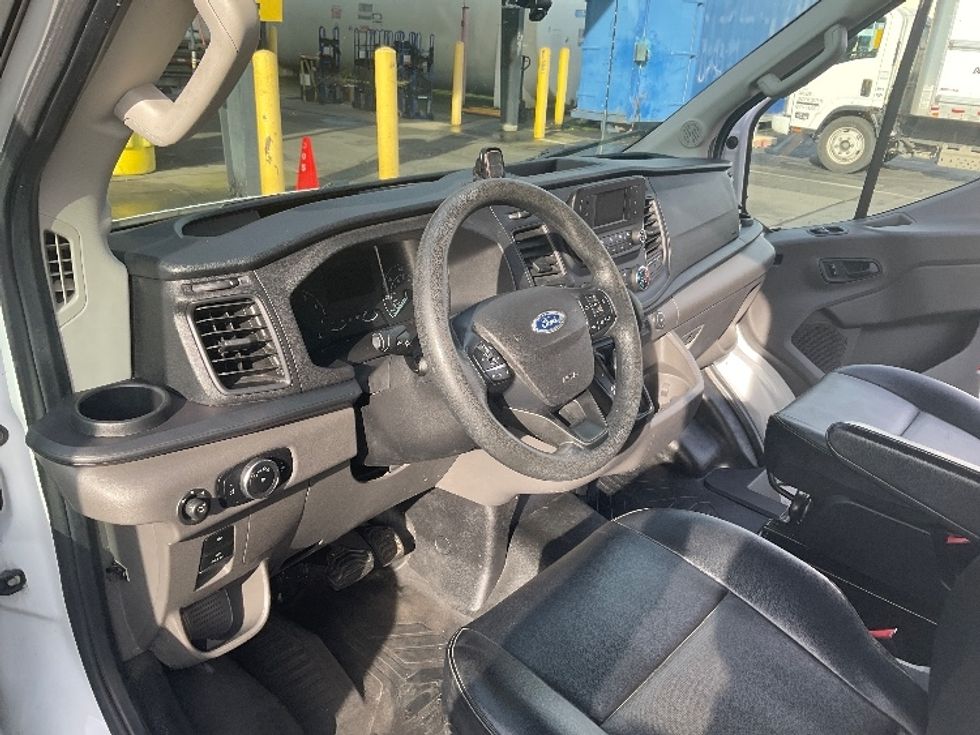 Cargo Van (Panel Van)-Light and Medium Duty Trucks-Ford-2021-Transit 250-Redmond-WA-79,844\n\t\tmiles-$ 35,750 - Image 16