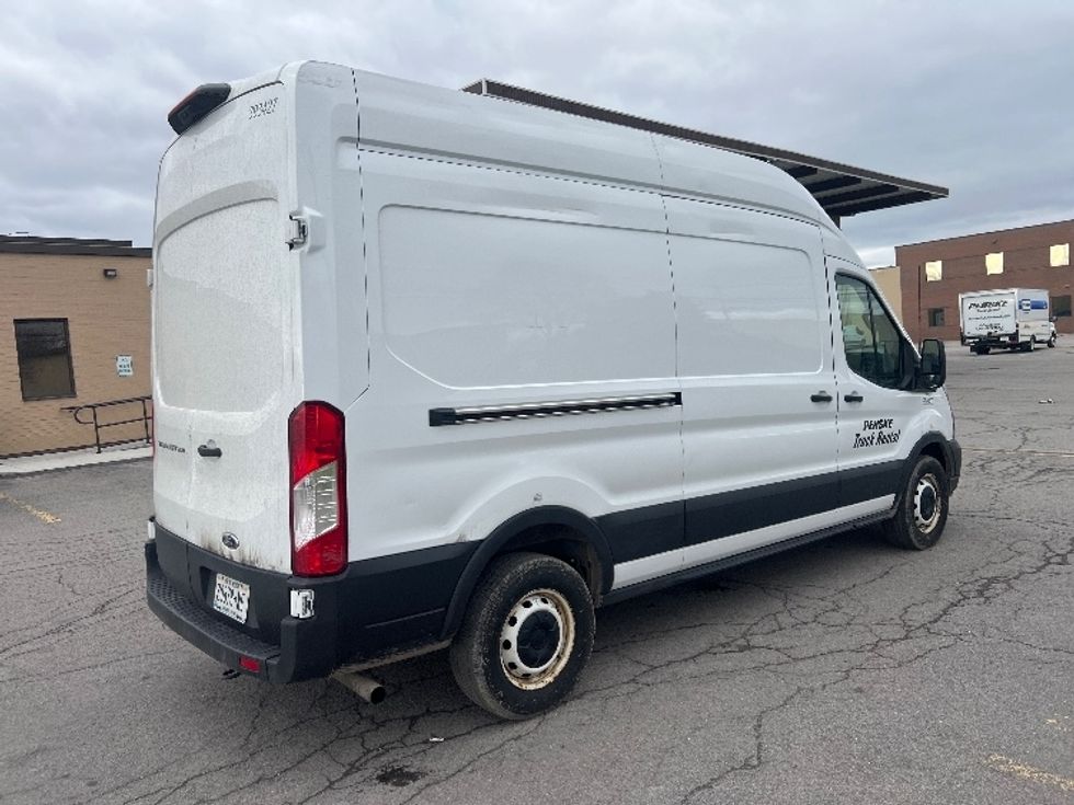 Cargo Van (Panel Van)-Light and Medium Duty Trucks-Ford-2021-Transit 250-Rochester-NY-104,242\n\t\tmiles-$ 32,000 - Image 13