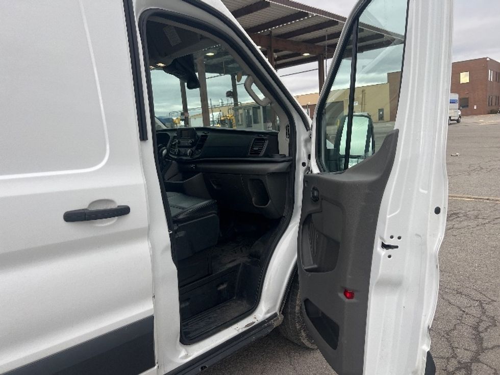 Cargo Van (Panel Van)-Light and Medium Duty Trucks-Ford-2021-Transit 250-Rochester-NY-104,242\n\t\tmiles-$ 32,000 - Image 20