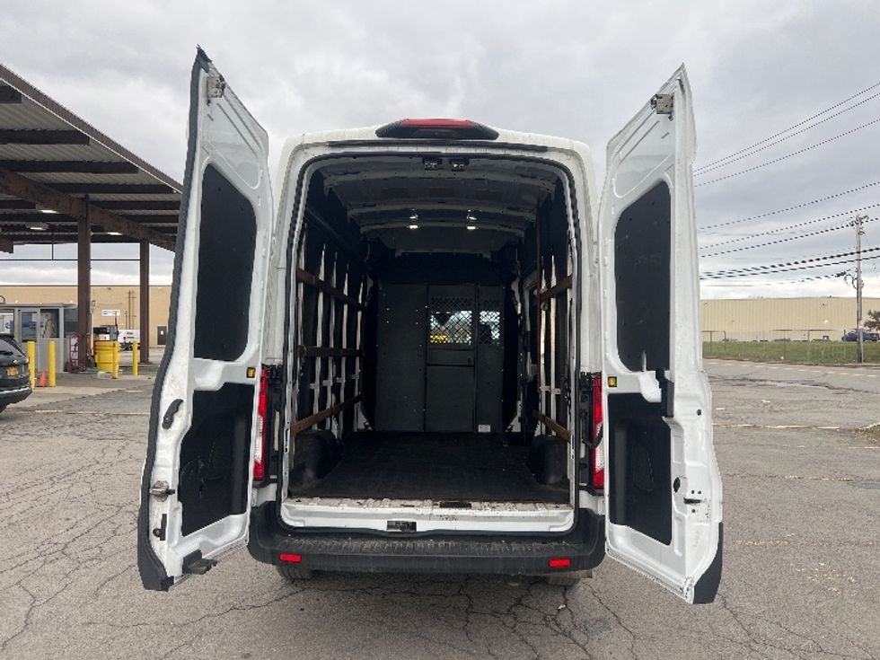 Cargo Van (Panel Van)-Light and Medium Duty Trucks-Ford-2021-Transit 250-Rochester-NY-104,242\n\t\tmiles-$ 32,000 - Image 8