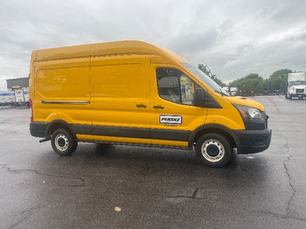 Cargo Van (Panel Van)-Light and Medium Duty Trucks-Ford-2021-Transit 250-Rochester-NY-109,701\n\t\tmiles-$ 26,750 - Image 14