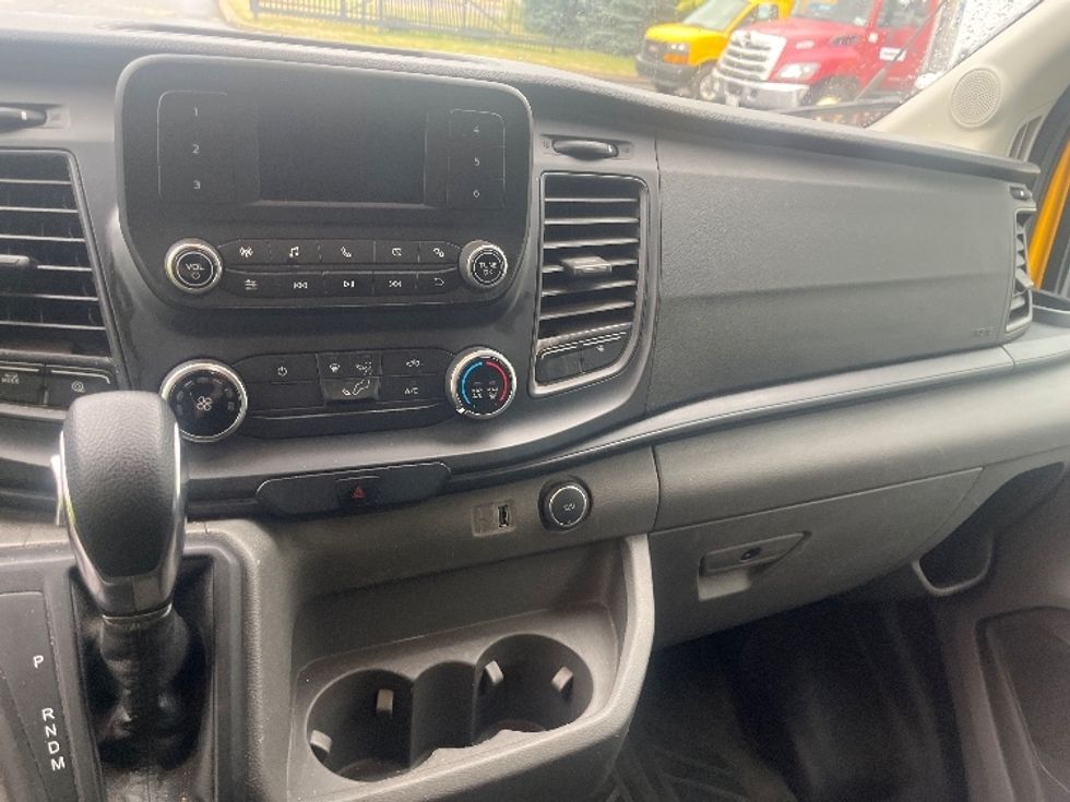 Cargo Van (Panel Van)-Light and Medium Duty Trucks-Ford-2021-Transit 250-Rochester-NY-109,701\n\t\tmiles-$ 26,750 - Image 17