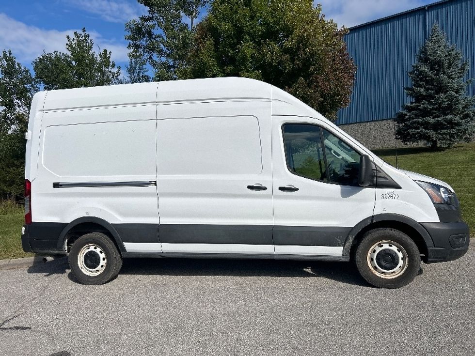 Cargo Van (Panel Van)-Light and Medium Duty Trucks-Ford-2021-Transit 250-Rochester-NY-60,515\n\t\tmiles-$ 34,750 - Image 15