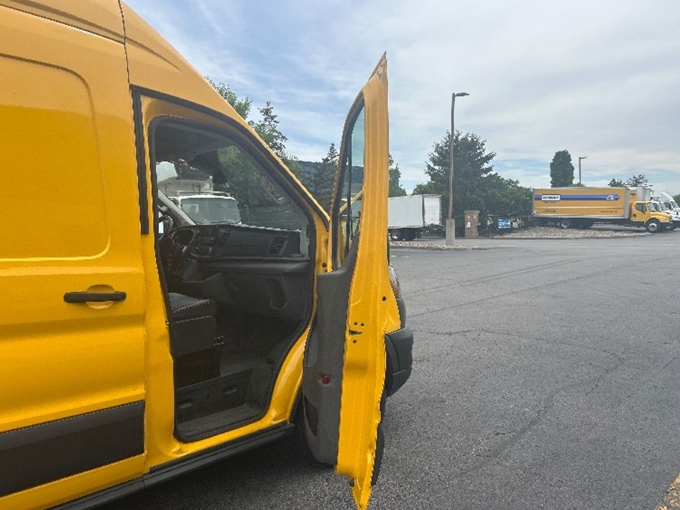 Cargo Van (Panel Van)-Light and Medium Duty Trucks-Ford-2021-Transit 250-Rochester-NY-73,971\n\t\tmiles-$ 30,250 - Image 20