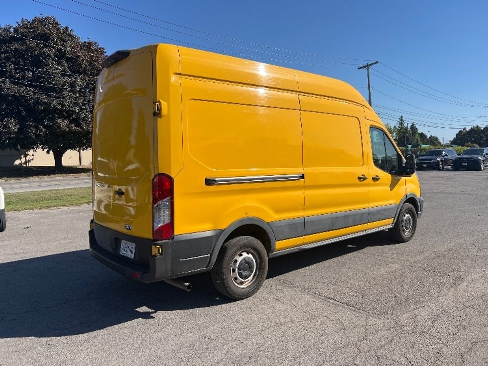 Cargo Van (Panel Van)-Light and Medium Duty Trucks-Ford-2021-Transit 250-Rochester-NY-83,031\n\t\tmiles-$ 29,500 - Image 13