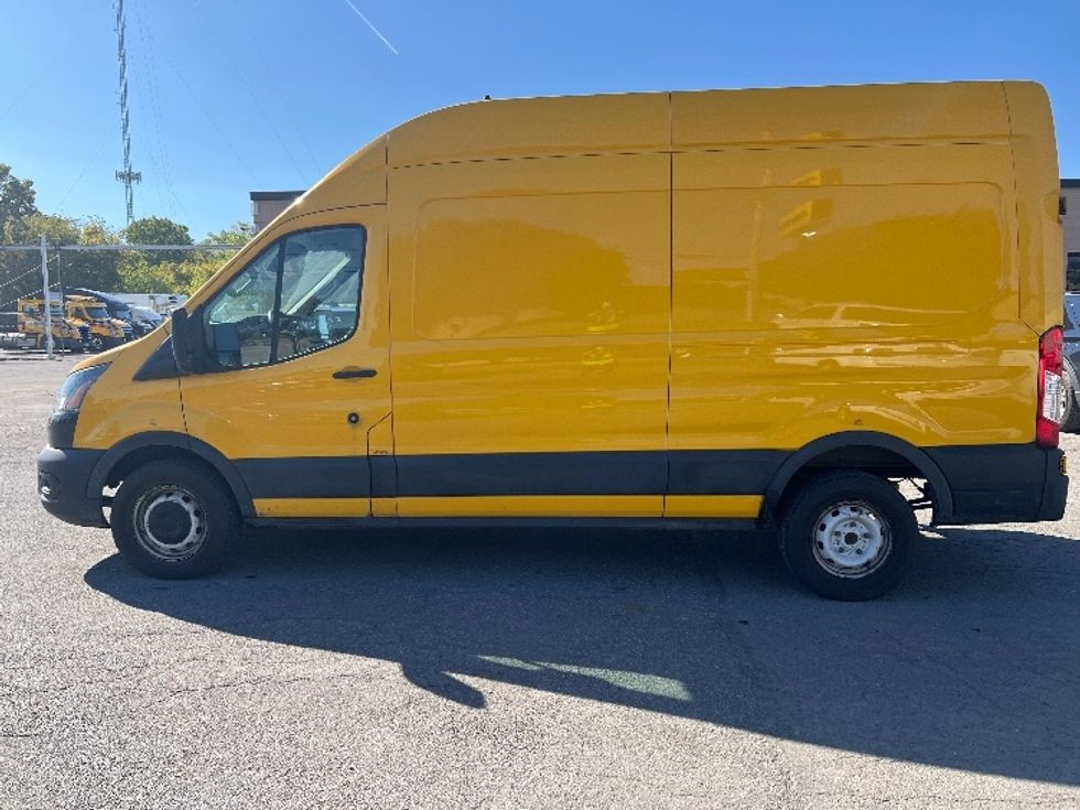 Cargo Van (Panel Van)-Light and Medium Duty Trucks-Ford-2021-Transit 250-Rochester-NY-83,031\n\t\tmiles-$ 29,500 - Image 4