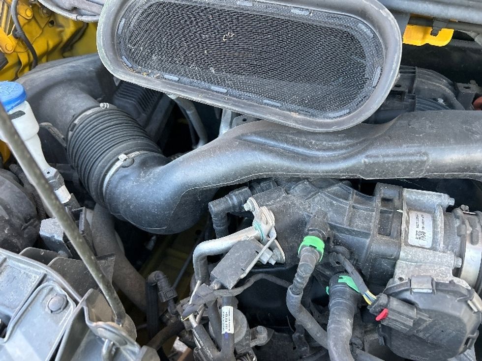 Cargo Van (Panel Van)-Light and Medium Duty Trucks-Ford-2021-Transit 250-Rochester-NY-86,087\n\t\tmiles-$ 29,250 - Image 27