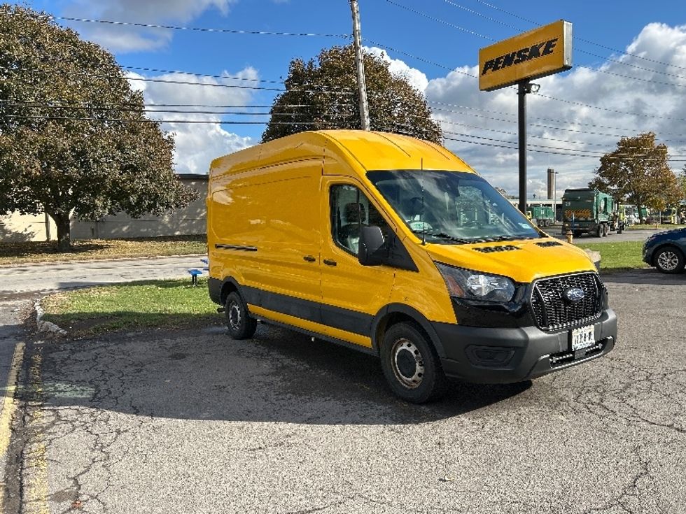 Cargo Van (Panel Van)-Light and Medium Duty Trucks-Ford-2021-Transit 250-Rochester-NY-89,899\n\t\tmiles-$ 30,750 - Image 1
