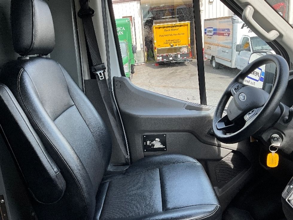 Cargo Van (Panel Van)-Light and Medium Duty Trucks-Ford-2021-Transit 250-Rockville-MD-91,506\n\t\tmiles-$ 34,750 - Image 21