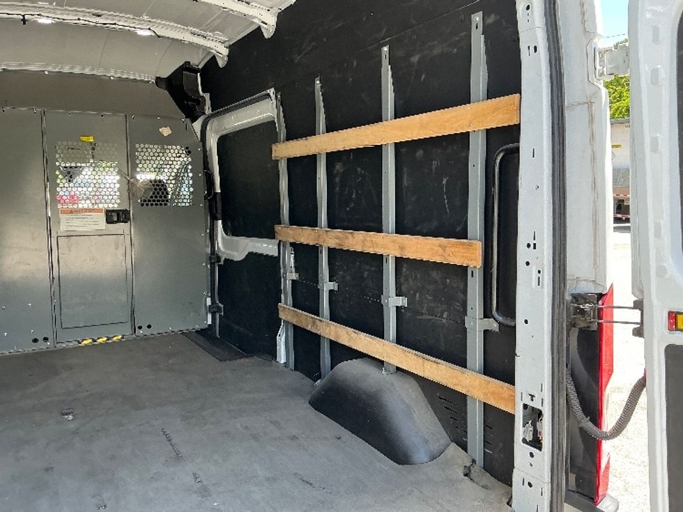 Cargo Van (Panel Van)-Light and Medium Duty Trucks-Ford-2021-Transit 250-Rocky Mount-NC-83,663\n\t\tmiles-$ 36,500 - Image 11