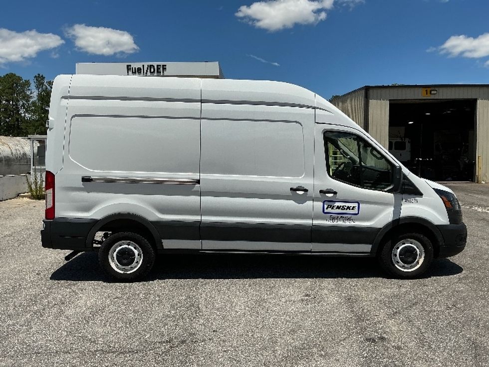 Cargo Van (Panel Van)-Light and Medium Duty Trucks-Ford-2021-Transit 250-Rocky Mount-NC-83,663\n\t\tmiles-$ 36,500 - Image 14