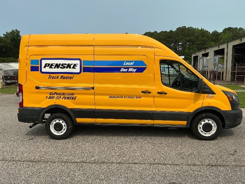 Cargo Van (Panel Van)-Light and Medium Duty Trucks-Ford-2021-Transit 250-Rocky Mount-NC-88,497\n\t\tmiles-$ 29,500 - Image 12