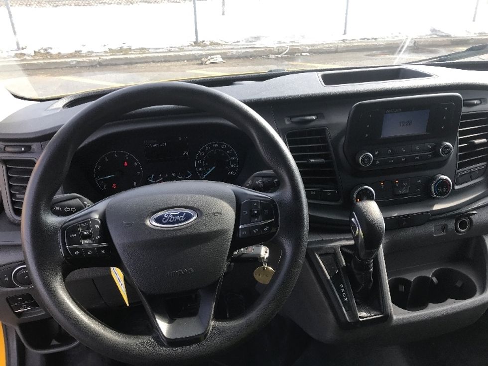 Cargo Van (Panel Van)-Light and Medium Duty Trucks-Ford-2021-Transit 250-Saint Laurent-PQ-161,860\n\t\tkm-$ 36,000 - Image 16