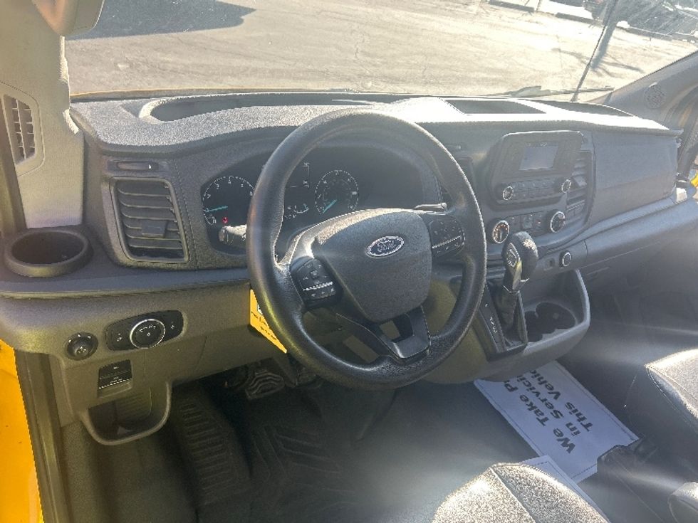 Cargo Van (Panel Van)-Light and Medium Duty Trucks-Ford-2021-Transit 250-Saint Louis-MO-123,832\n\t\tmiles-$ 25,750 - Image 15