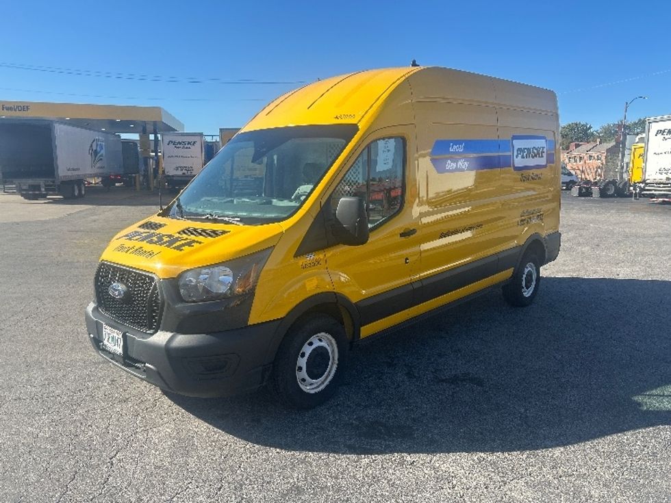 Cargo Van (Panel Van)-Light and Medium Duty Trucks-Ford-2021-Transit 250-Saint Louis-MO-123,832\n\t\tmiles-$ 25,750 - Image 3