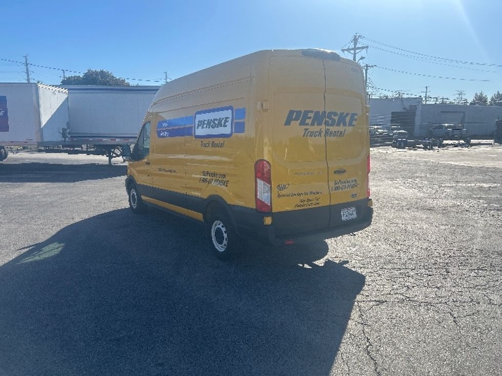 Cargo Van (Panel Van)-Light and Medium Duty Trucks-Ford-2021-Transit 250-Saint Louis-MO-123,832\n\t\tmiles-$ 25,750 - Image 5