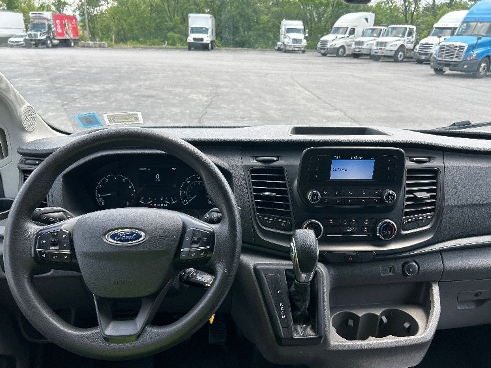 Cargo Van (Panel Van)-Light and Medium Duty Trucks-Ford-2021-Transit 250-Salem-VA-65,523\n\t\tmiles-$ 36,500 - Image 16