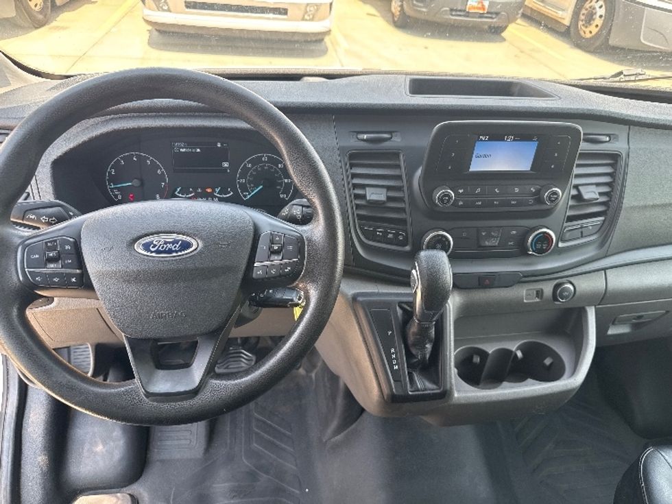 Cargo Van (Panel Van)-Light and Medium Duty Trucks-Ford-2021-Transit 250-Salt Lake City-UT-116,162\n\t\tmiles-$ 31,000 - Image 17