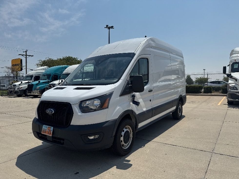 Cargo Van (Panel Van)-Light and Medium Duty Trucks-Ford-2021-Transit 250-Salt Lake City-UT-116,162\n\t\tmiles-$ 31,000 - Image 3