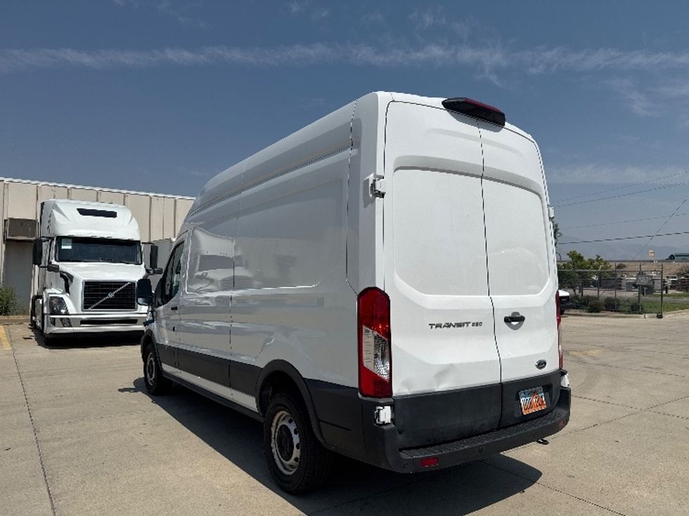Cargo Van (Panel Van)-Light and Medium Duty Trucks-Ford-2021-Transit 250-Salt Lake City-UT-116,162\n\t\tmiles-$ 31,000 - Image 6