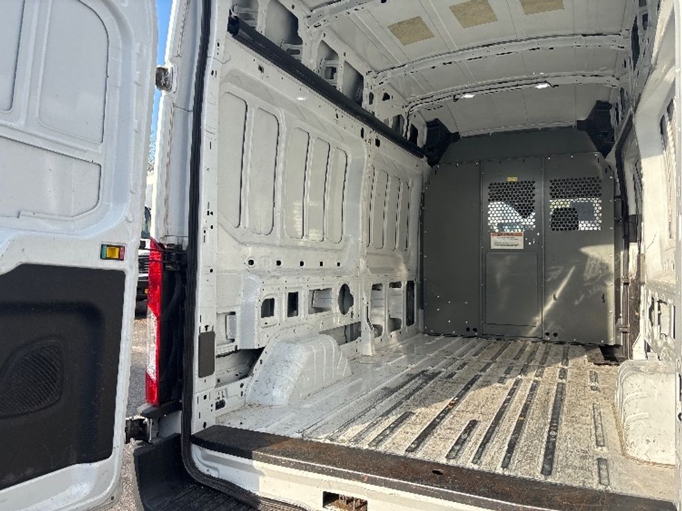 Cargo Van (Panel Van)-Light and Medium Duty Trucks-Ford-2021-Transit 250-Salt Lake City-UT-131,515\n\t\tmiles-$ 30,250 - Image 10