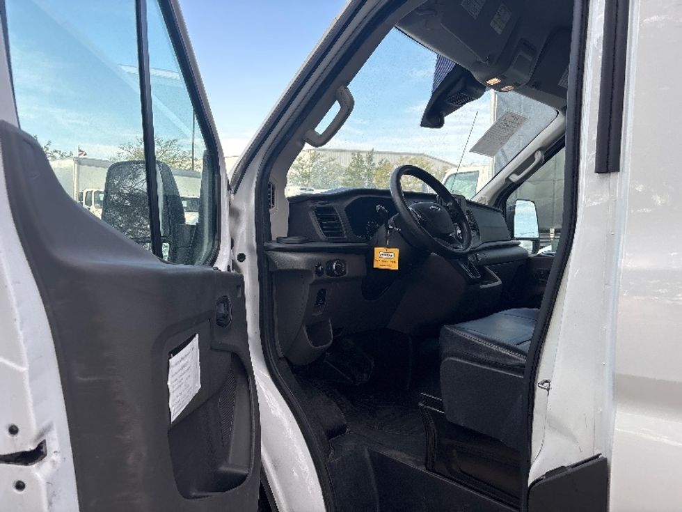 Cargo Van (Panel Van)-Light and Medium Duty Trucks-Ford-2021-Transit 250-Salt Lake City-UT-131,515\n\t\tmiles-$ 30,250 - Image 15