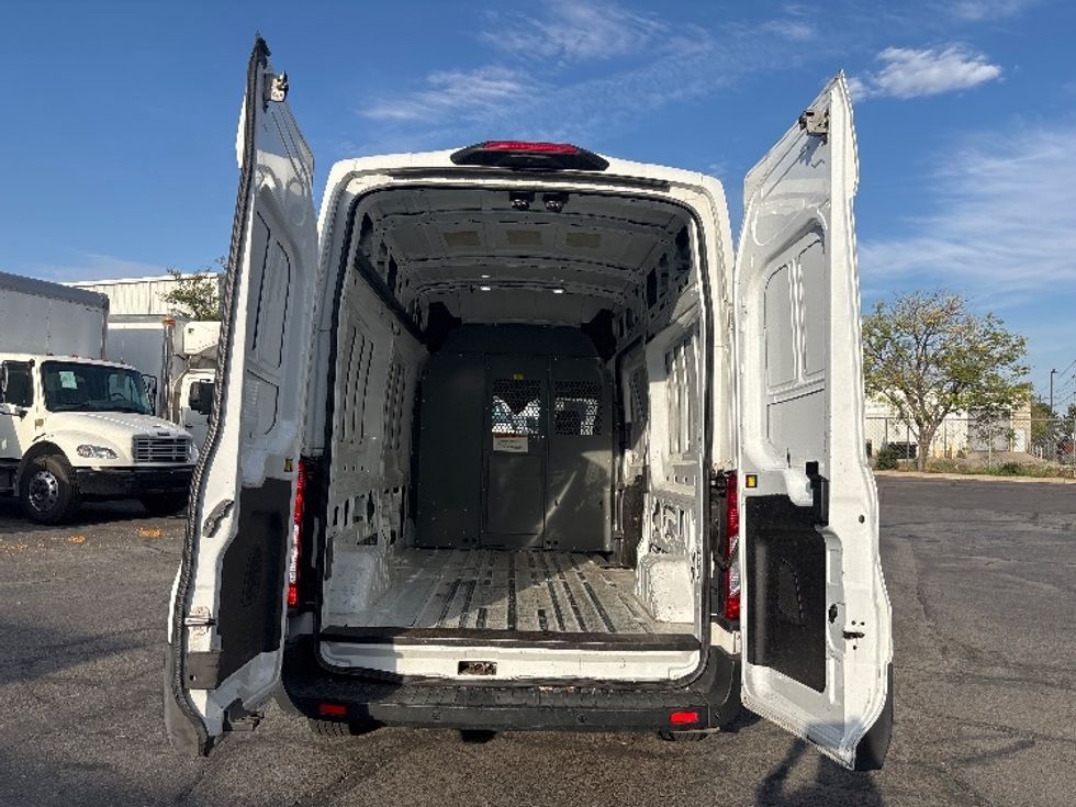 Cargo Van (Panel Van)-Light and Medium Duty Trucks-Ford-2021-Transit 250-Salt Lake City-UT-131,515\n\t\tmiles-$ 30,250 - Image 8