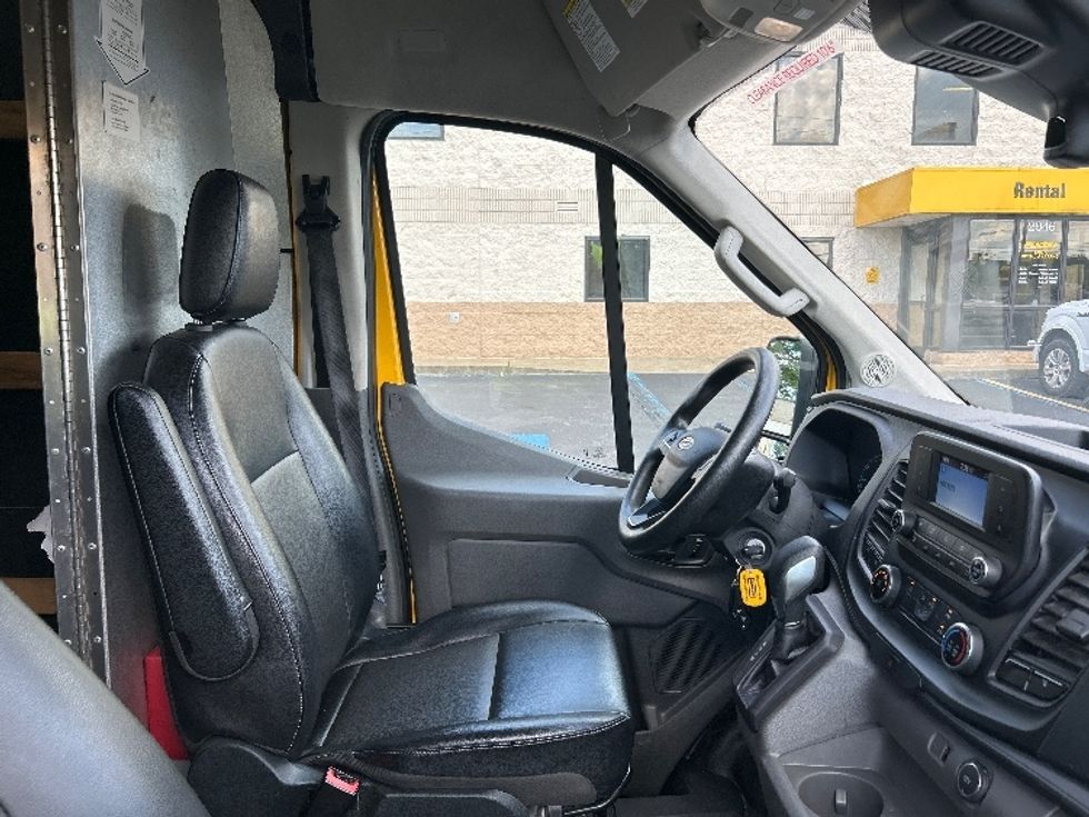 Cargo Van (Panel Van)-Light and Medium Duty Trucks-Ford-2021-Transit 250-San Antonio-TX-91,294\n\t\tmiles-$ 30,250 - Image 21