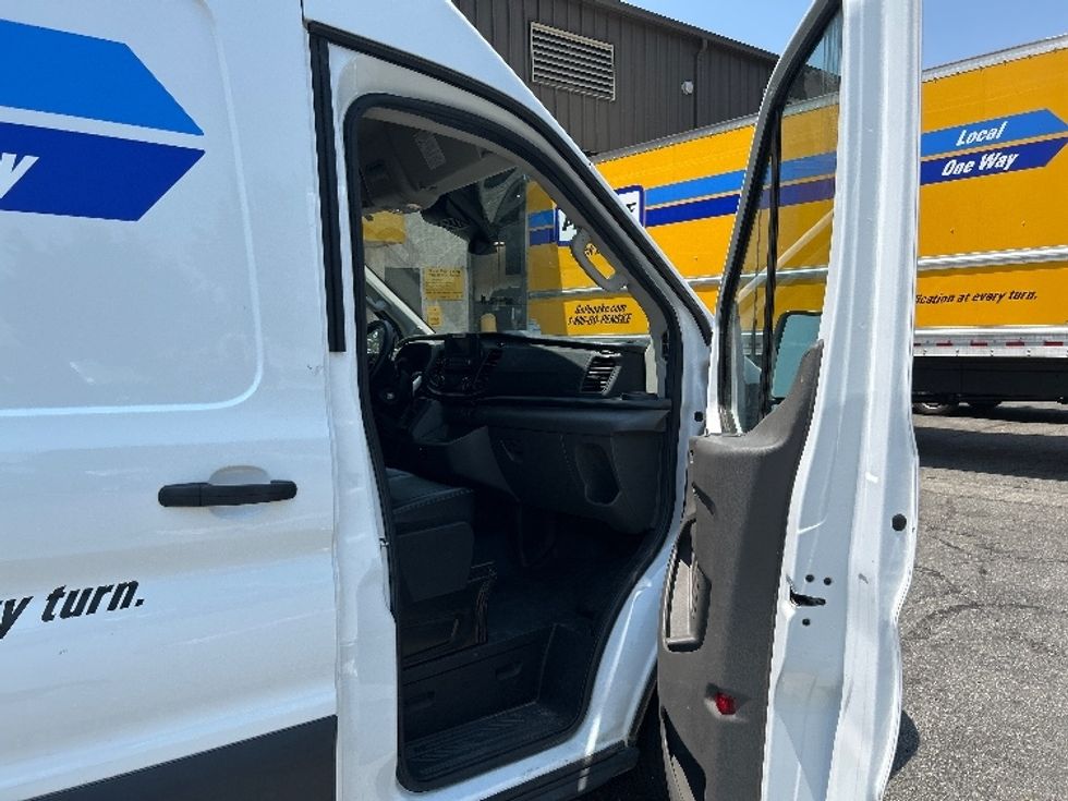 Cargo Van (Panel Van)-Light and Medium Duty Trucks-Ford-2021-Transit 250-Sandston-VA-68,878\n\t\tmiles-$ 36,250 - Image 18
