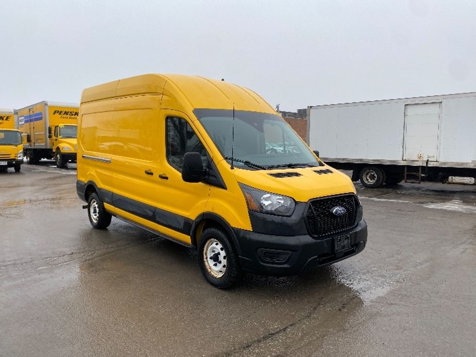 Cargo Van (Panel Van)-Light and Medium Duty Trucks-Ford-2021-Transit 250-Scarborough-ON-104,658\n\t\tkm-$ 40,000 - Image 1