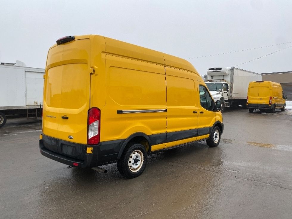 Cargo Van (Panel Van)-Light and Medium Duty Trucks-Ford-2021-Transit 250-Scarborough-ON-104,658\n\t\tkm-$ 40,000 - Image 12