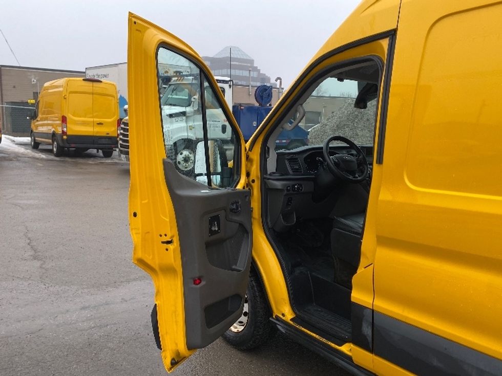 Cargo Van (Panel Van)-Light and Medium Duty Trucks-Ford-2021-Transit 250-Scarborough-ON-104,658\n\t\tkm-$ 40,000 - Image 14