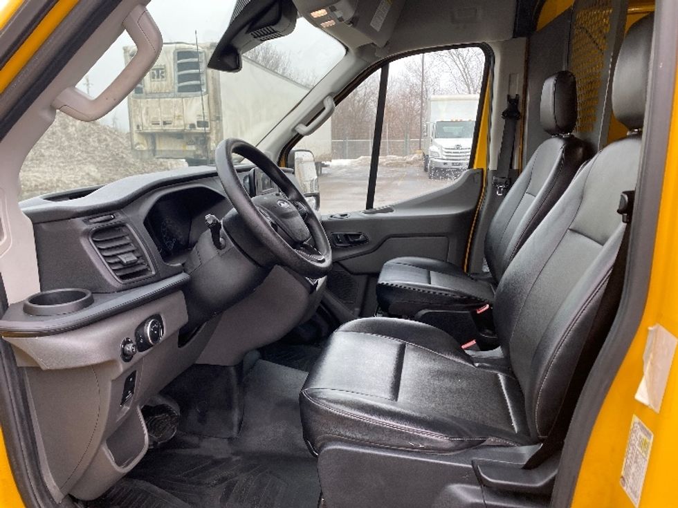 Cargo Van (Panel Van)-Light and Medium Duty Trucks-Ford-2021-Transit 250-Scarborough-ON-104,658\n\t\tkm-$ 40,000 - Image 17