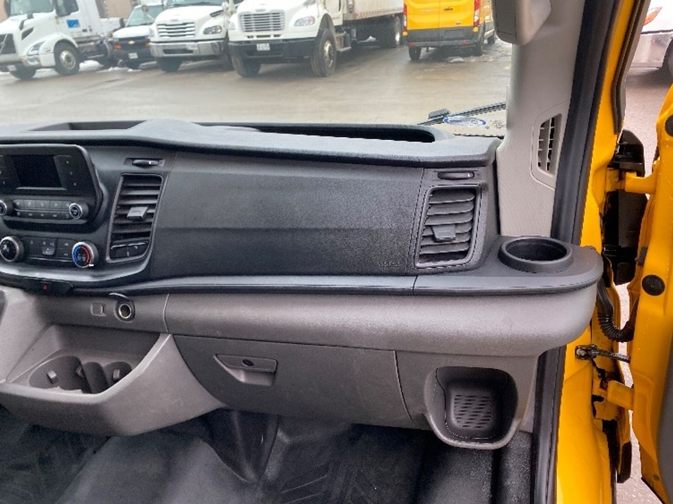 Cargo Van (Panel Van)-Light and Medium Duty Trucks-Ford-2021-Transit 250-Scarborough-ON-104,658\n\t\tkm-$ 40,000 - Image 19