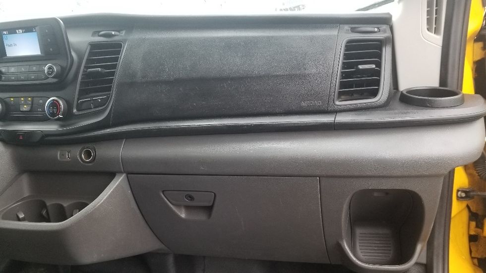 Cargo Van (Panel Van)-Light and Medium Duty Trucks-Ford-2021-Transit 250-Scarborough-ON-115,065\n\t\tkm-$ 39,250 - Image 19