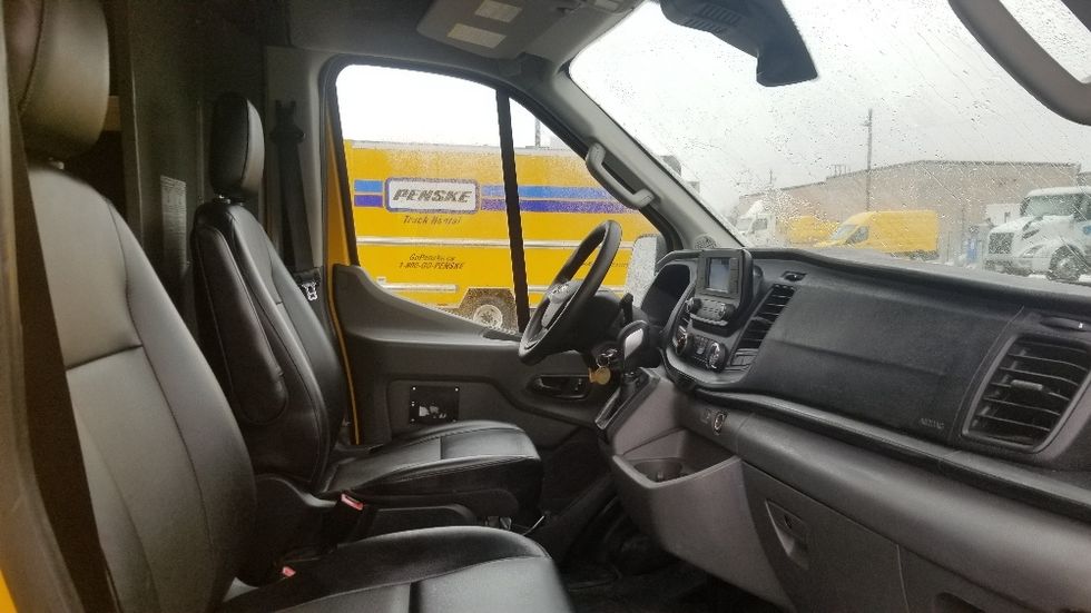 Cargo Van (Panel Van)-Light and Medium Duty Trucks-Ford-2021-Transit 250-Scarborough-ON-115,065\n\t\tkm-$ 39,250 - Image 20