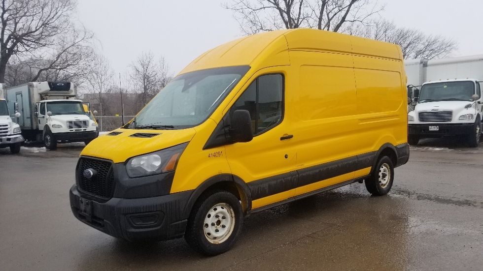 Cargo Van (Panel Van)-Light and Medium Duty Trucks-Ford-2021-Transit 250-Scarborough-ON-115,065\n\t\tkm-$ 39,250 - Image 3